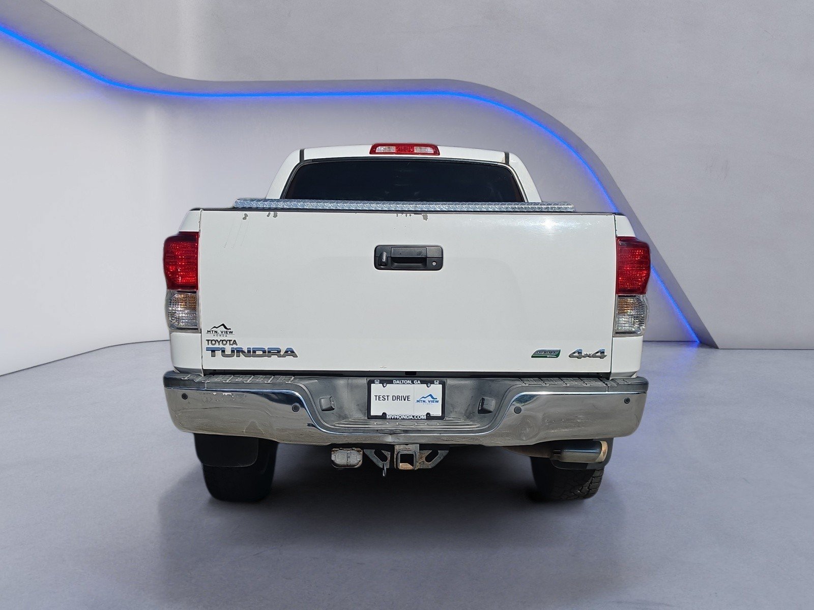 Used 2012 Toyota Tundra Limited w/ Memory Pkg AWD/4WD image 4