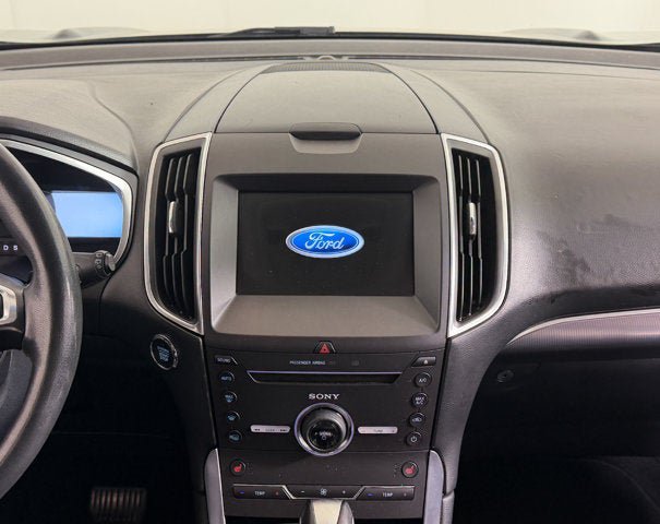 Used 2016 Ford Edge Titanium w/ Technology Package FWD image 12