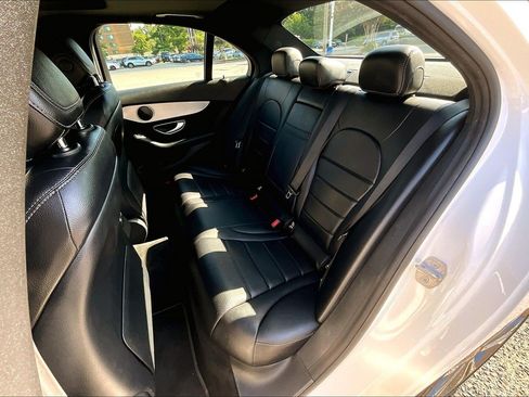 Used 2018 Mercedes-Benz C 300 4MATIC Sedan image 27