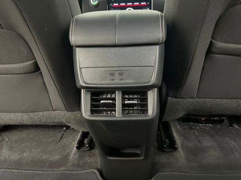 Used 2025 GMC Terrain Elevation image 21