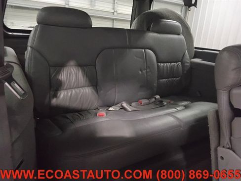 Used 1999 Chevrolet Suburban 4WD w/ Preferred Equipment Group 3 image 17
