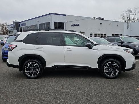 Certified 2025 Subaru Forester Premium image 7