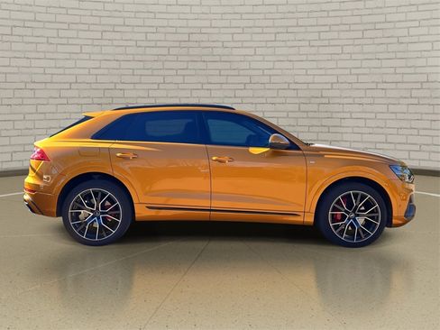Used 2020 Audi Q8 Prestige w/ Prestige Package image 4