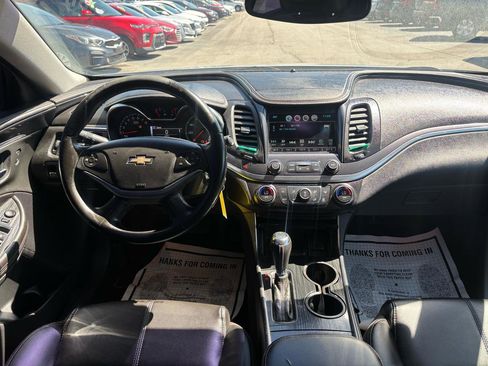 Used 2016 Chevrolet Impala LT w/ Convenience Package FWD image 21