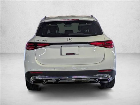 Certified 2026 Mercedes-Benz GLC 300 image 5