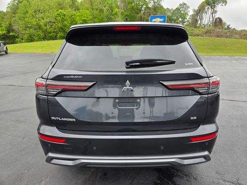 Used 2025 Mitsubishi Outlander SE AWD/4WD image 8