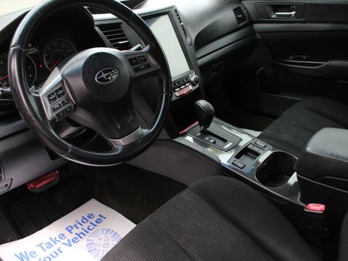 Used 2014 Subaru Legacy 2.5i Premium w/ Moonroof Package AWD/4WD image 10