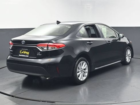 Used 2025 Toyota Corolla LE w/ LE Premium Package FWD image 49