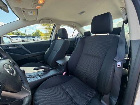 Used 2012 MAZDA MAZDA3 i Touring FWD image 10