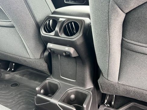 Used 2025 Jeep Gladiator Sport AWD/4WD image 20