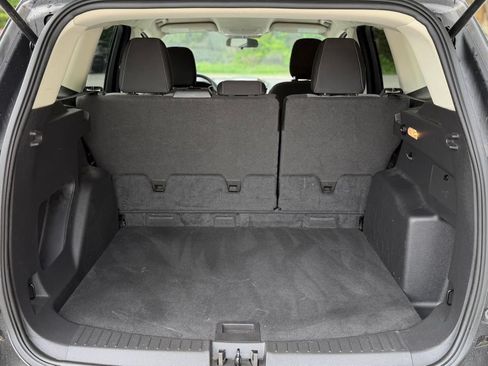 Used 2019 Ford Escape SE AWD/4WD image 5