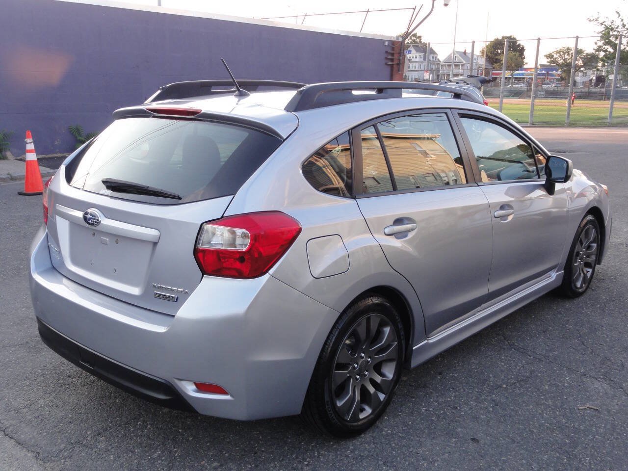 Used 2014 Subaru Impreza 2.0i Sport Premium AWD/4WD image 3