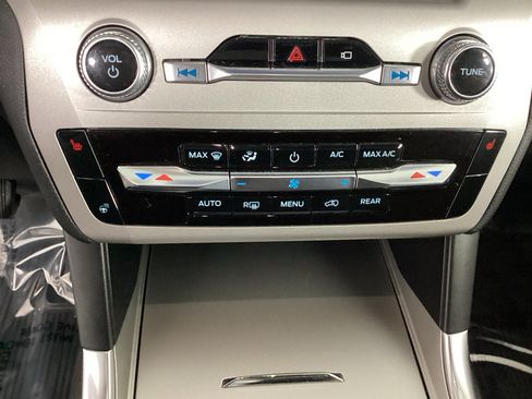 Used 2023 Ford Explorer Timberline w/ Timberline Technology Package AWD/4WD image 28