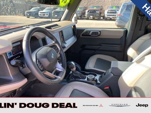 Used 2024 Ford Bronco Wildtrak image 18