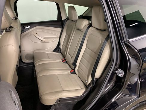 Used 2019 Ford Escape Titanium image 29