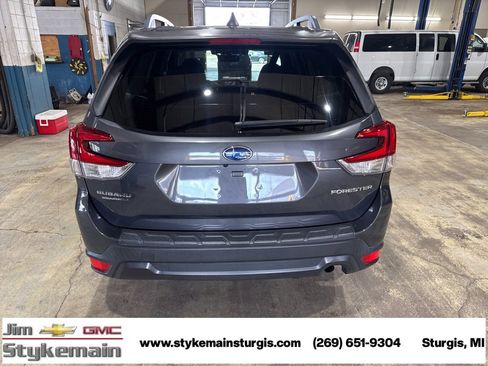 Used 2021 Subaru Forester Premium w/ Popular Package #1 image 6