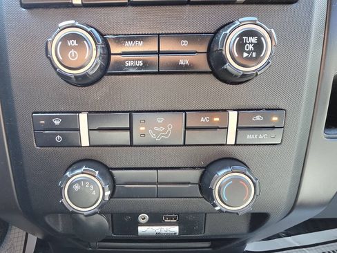 Used 2013 Ford F150 STX w/ Mid Equipment Group AWD/4WD image 27