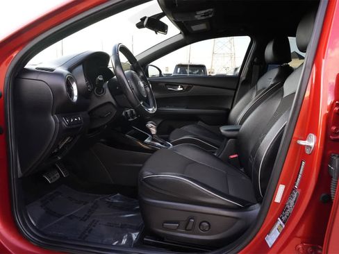 Used 2021 Kia Forte GT-Line w/ GT-Line Premium Package image 17