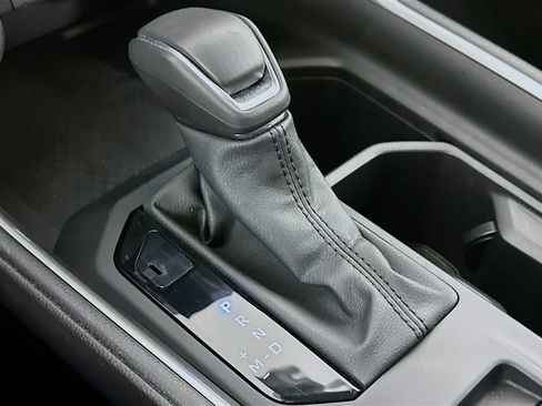 Used 2025 Toyota Grand Highlander XLE image 25