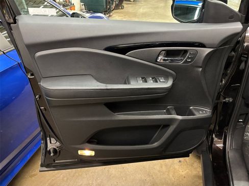 Used 2020 Honda Passport Elite image 11