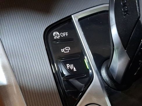 Certified 2023 BMW X6 xDrive40i w/ Premium Package image 20