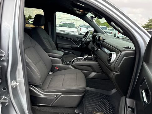 Used 2023 Chevrolet Colorado LT w/ LT Convenience Package RWD image 23