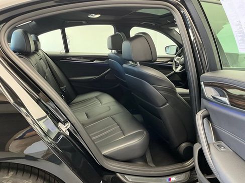 Used 2018 BMW 540i xDrive w/ M Sport Package AWD/4WD image 9