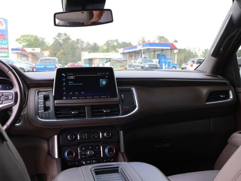 Used 2023 Chevrolet Tahoe LT w/ Luxury Package image 11