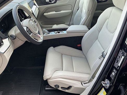 New 2026 Volvo XC60 B5 Ultra w/ Climate Package AWD/4WD image 14