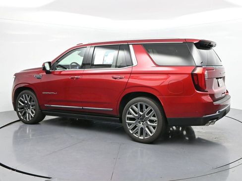 Used 2025 GMC Yukon Denali Ultimate AWD/4WD image 5