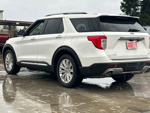 Used 2020 Ford Explorer Limited image 7