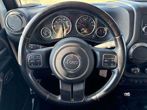 Used 2016 Jeep Wrangler Sport image 22