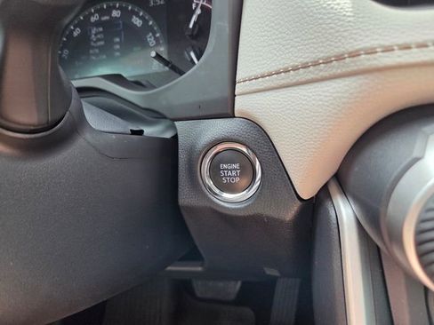 Used 2025 Toyota RAV4 XLE Premium FWD image 28