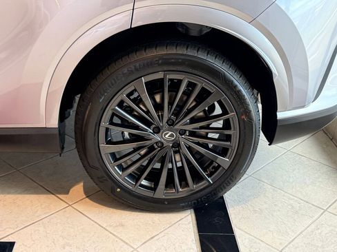 New 2026 Lexus RX 450h AWD image 3