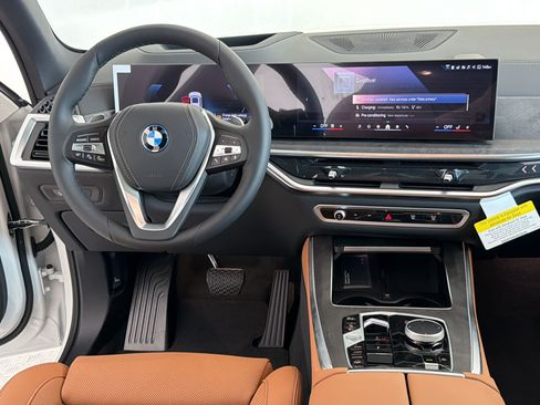 New 2026 BMW X5 xDrive50e AWD/4WD image 30
