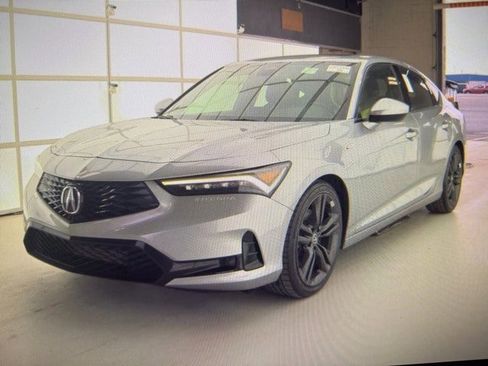 Used 2023 Acura Integra A-Spec image 3
