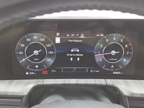 Used 2023 Kia Telluride SX FWD image 30