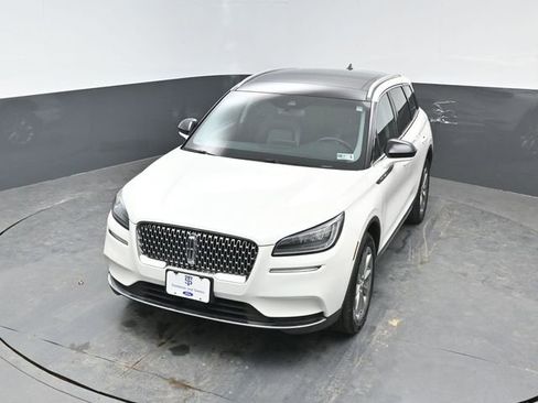 Used 2022 Lincoln Corsair AWD w/ Premium Package image 20