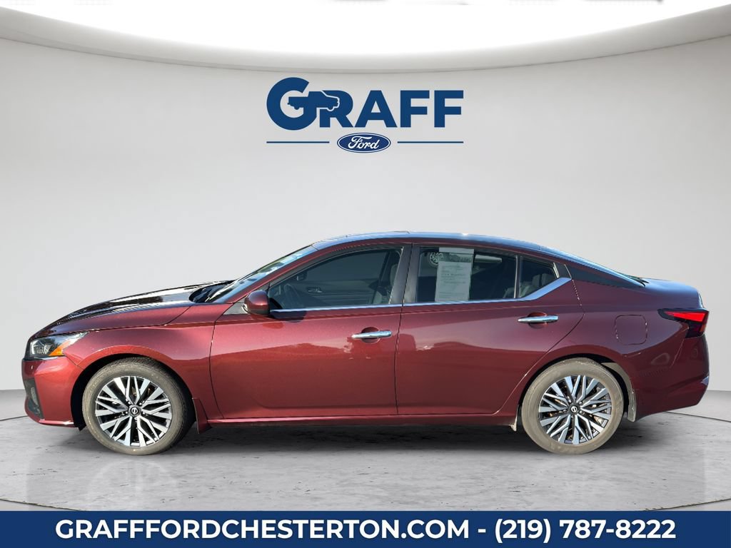 Used 2024 Nissan Altima 2.5 SV w/ SV Premium Package FWD image 11