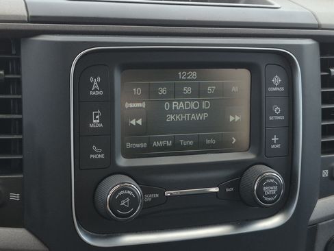 Used 2019 RAM 1500 Tradesman w/ Tradesman SXT Package RWD image 23