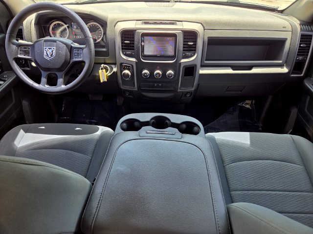Used 2016 RAM 1500 Express RWD image 15