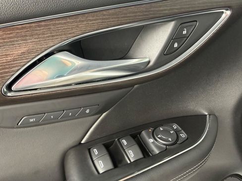 Used 2023 Buick Envision Avenir AWD/4WD image 11
