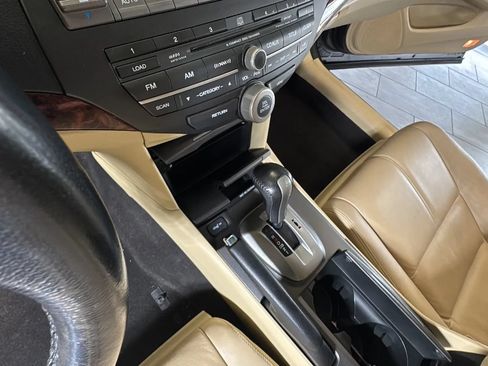 Used 2010 Honda Crosstour EX-L image 34