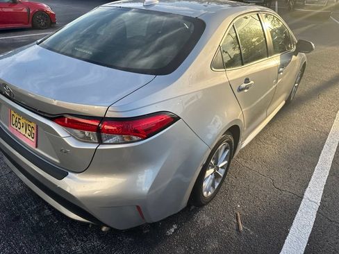 Used 2022 Toyota Corolla LE w/ LE Convenience Package FWD image 13