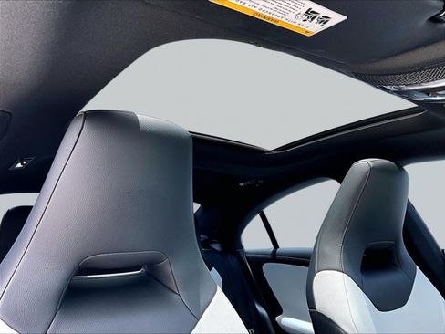 Certified 2023 Mercedes-Benz CLA 250 image 17