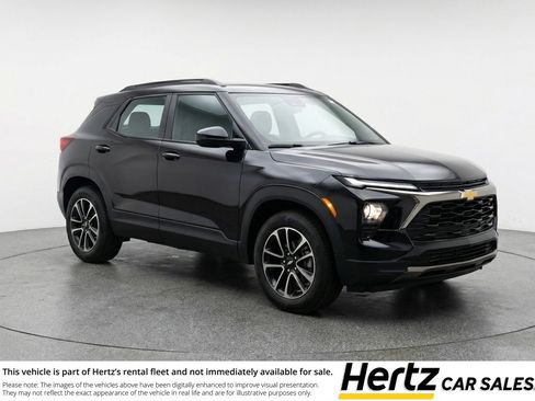 Used 2025 Chevrolet TrailBlazer LT image 1