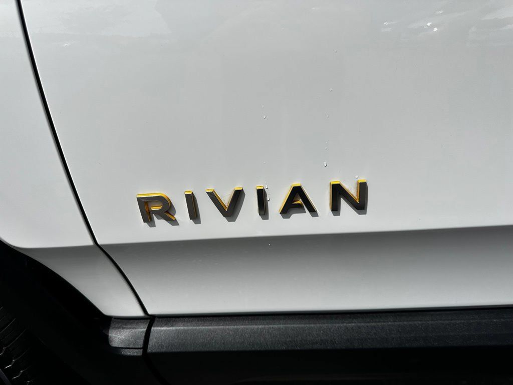 Used 2022 Rivian R1T Launch Edition AWD/4WD image 6