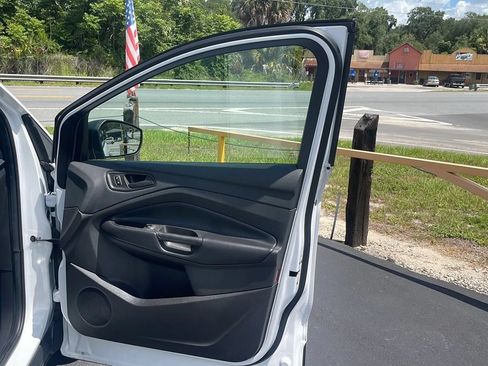 Used 2019 Ford Escape S FWD image 13