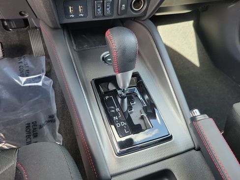 Used 2026 Mitsubishi Outlander Sport LE AWD/4WD image 24