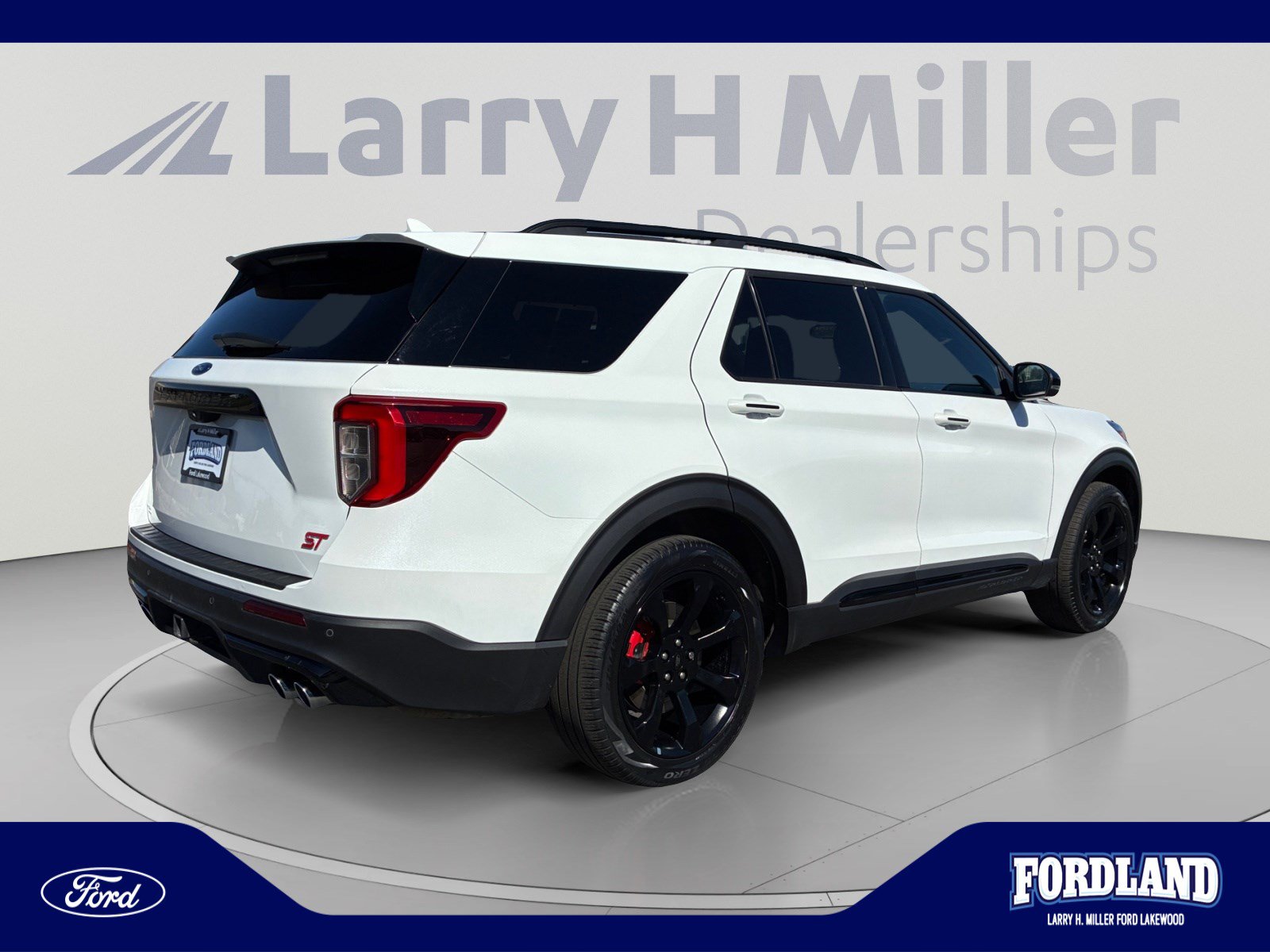 Used 2023 Ford Explorer ST w/ Equipment Group 401A AWD/4WD image 5